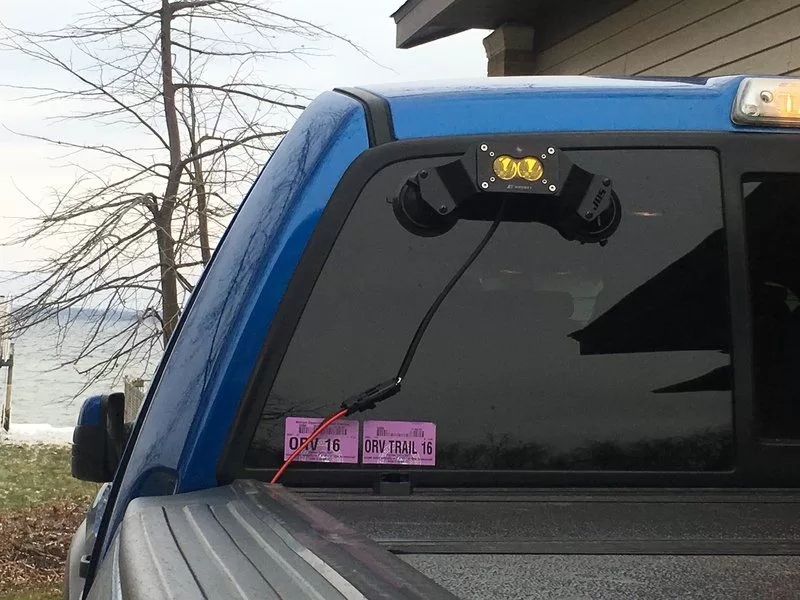 KR Off-Road Chase Light (Suction Cup Mounted) Brackets 